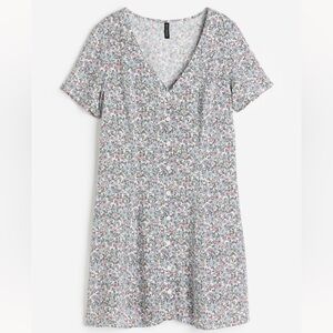 NWOT H&M Floral Button-front Dress